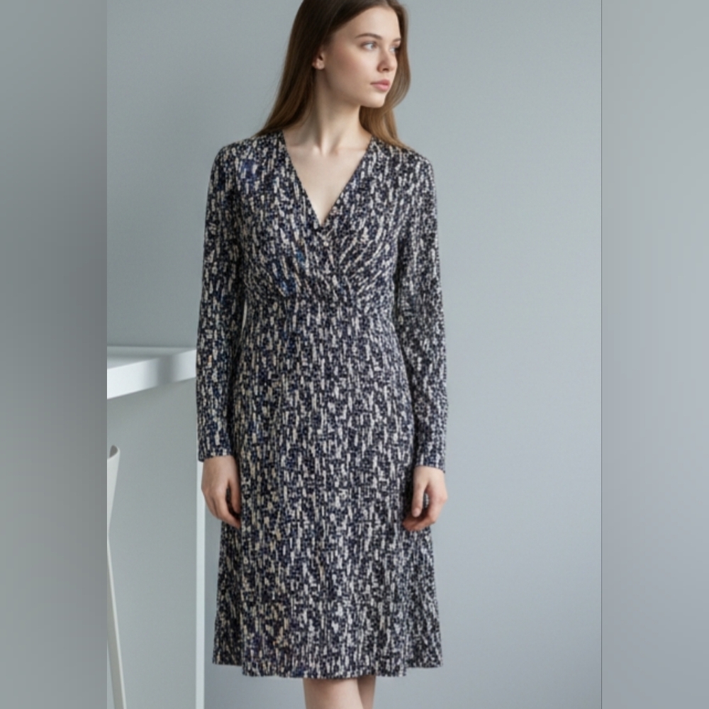 Soma SZ XS Relaxed Fit V-Neck Knee Length 3/4 Fitted Sleeve Stretch Dress